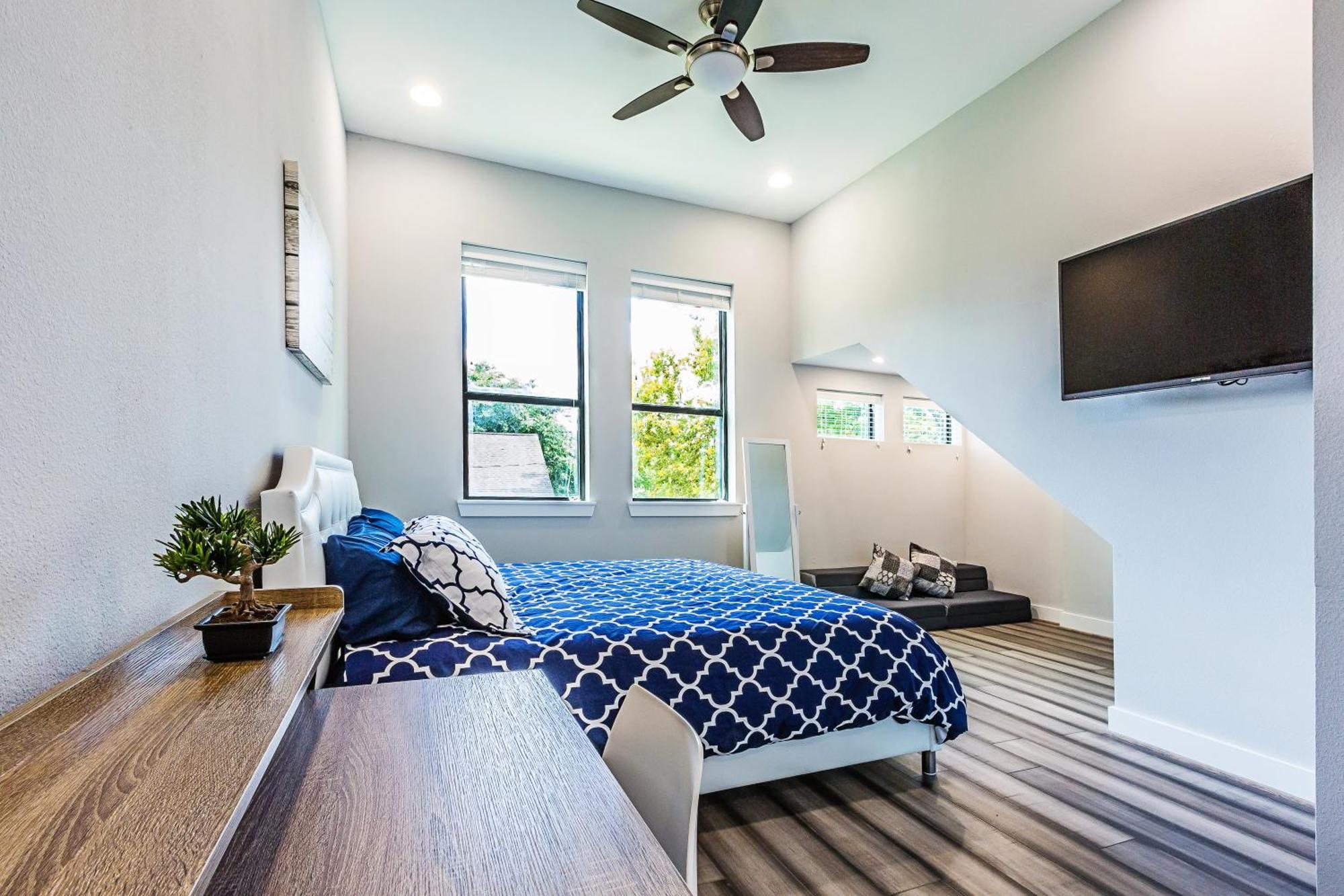 Montrose Guesthouse Suites By Dunyha Houston Ngoại thất bức ảnh