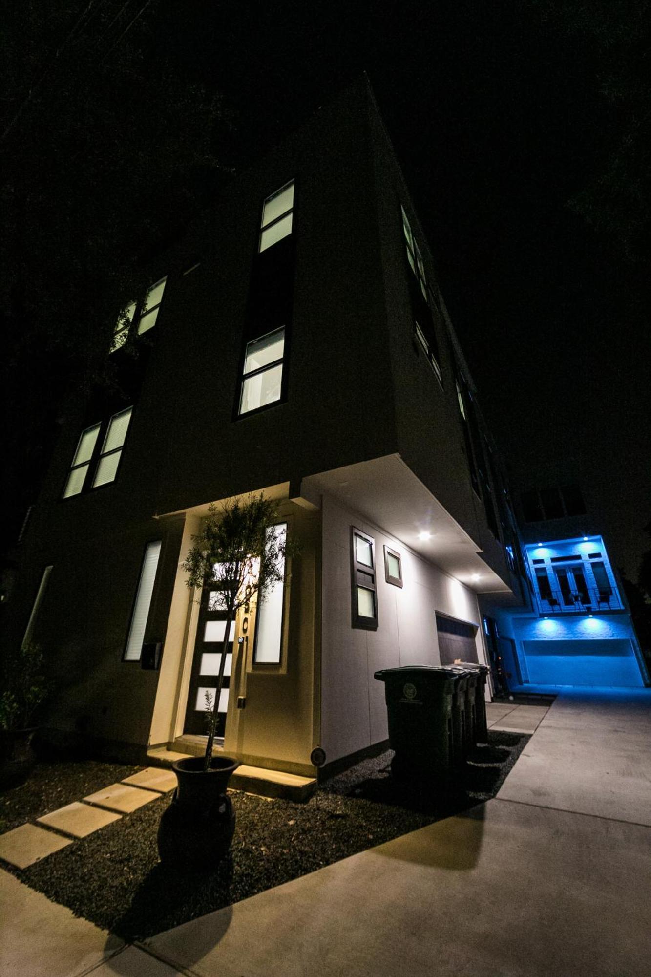 Montrose Guesthouse Suites By Dunyha Houston Ngoại thất bức ảnh
