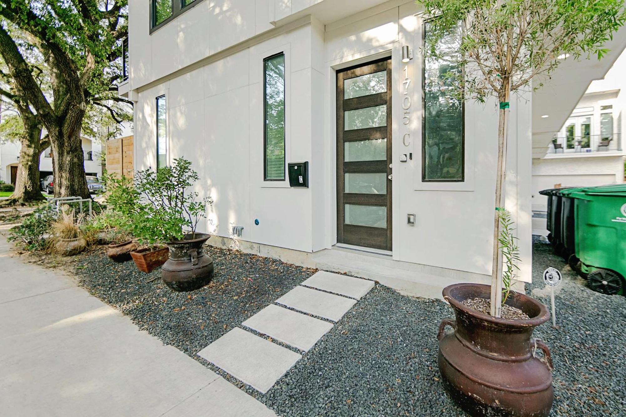 Montrose Guesthouse Suites By Dunyha Houston Ngoại thất bức ảnh