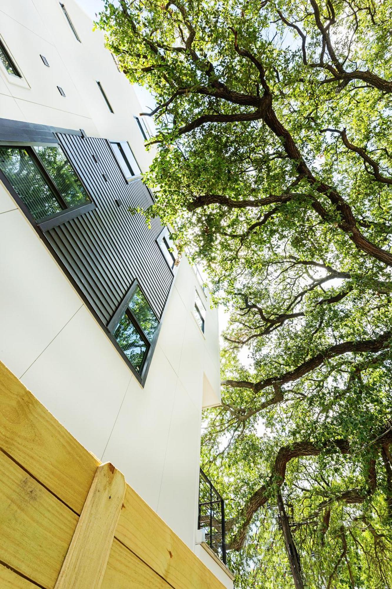Montrose Guesthouse Suites By Dunyha Houston Ngoại thất bức ảnh